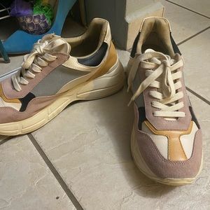 Steve madden sneakers
